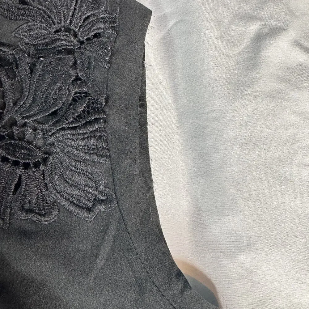 Ann Taylor Women's sz Small Black Sleeveless Blouse Sheer Cutout Floral